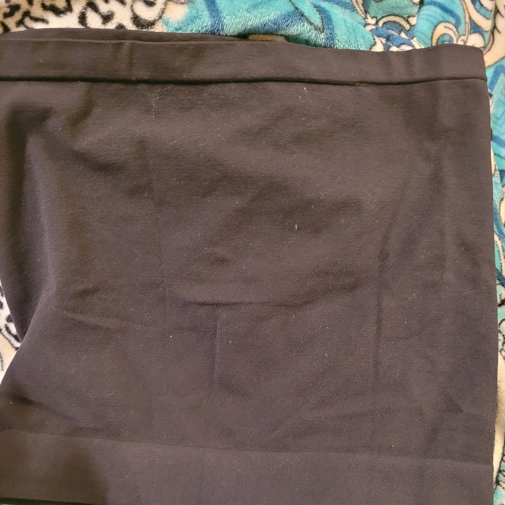 Black beband pregnancy band. Like New!